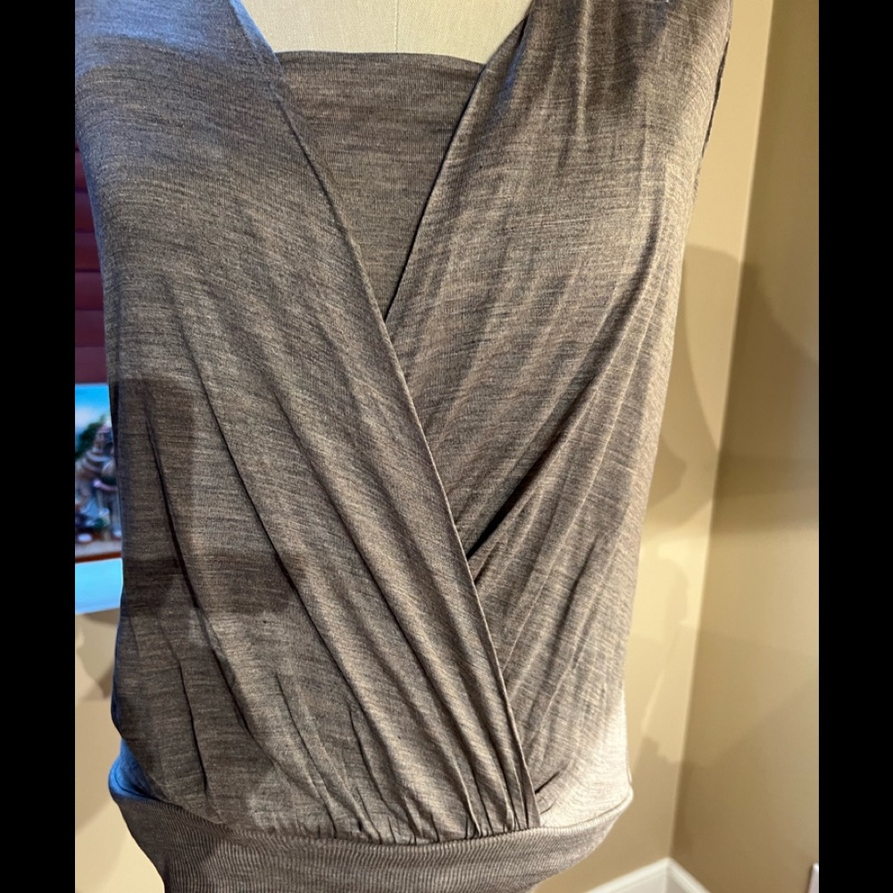 Banana Republic silk sleeveless top